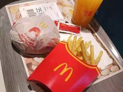 -麦当劳(普陀香溢花城店)