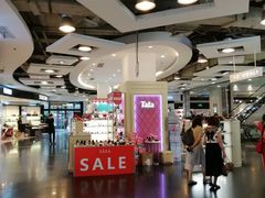 店内环境-飞洲国际广场