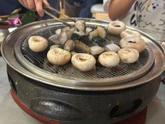 -围炉肉舍•炭烤活鳗•丹东海鲜烤肉(步行街店)