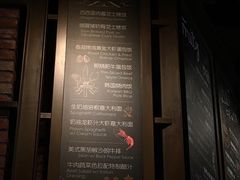 -玛格萝妮(汇智国际商业中心店)
