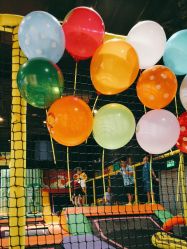 -蹦蹦跳跳(新奥购物中心店)