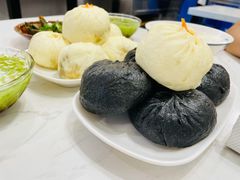 -李与白包子铺(桐梓林店)