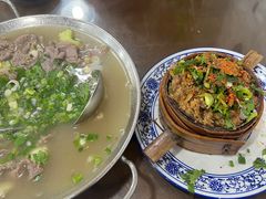 -杨三娘跷脚牛肉(羊子山西路店)