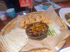 -魏铭鱼头捞饭(晋阳路店)