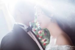 点击看大图 -挪娅婚纱摄影皇家会所