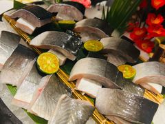 烤活鳗鱼-红沃鳗鱼黑牛烤肉店(不老街店)