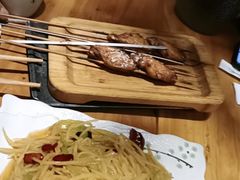 -小俩口烧烤东北菜(双井店)