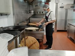 -小杨生煎(金山百联购物中心3楼店)