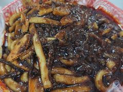 野蘑菇鱼排炒米粉（中辣）-啊臻味道米粉(总店)