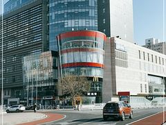 -麦当劳(展览路店)