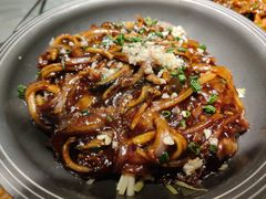 -蜜桃餐厅·伴山(湖滨商业街店)