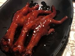 吮指鸡爪-桂满陇天书(南京德基旗舰店)