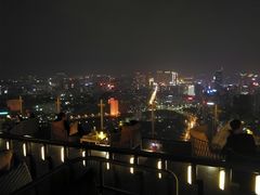 -南湖名都·景湖轩全日制餐厅·海鲜自助·东南亚风味·临湖而食