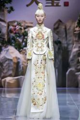-禾米旗袍妈妈装礼服定制(嘉业国贸店)