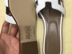 -爱革·洗衣改衣·洗鞋修鞋·洗包修包·奢侈品护理(宝地广场店)