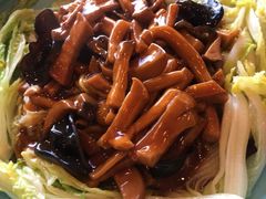 -顺峰海鲜酒楼(省府店)