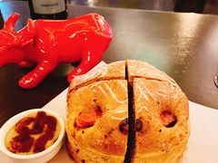 餐前面包-恰餐厅及酒吧CHAR Bar & Grill(北京三里屯洲际店)