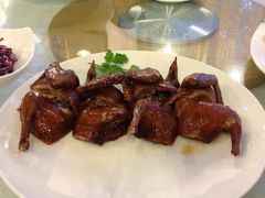 烧乳鸽-金河半岛园林酒家(金融城店)