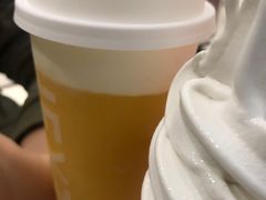 -喜茶(滨江宏岸店)