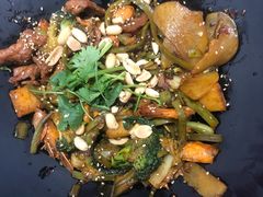 -醉人椒麻辣香锅(王府井喜悦店)