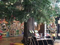 -钟书阁(松江泰晤士小镇店)