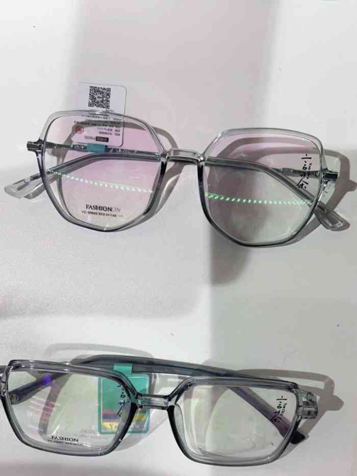 银滨眼镜(西安万达广场店)-"感谢大众点评感谢商家,太开心了.