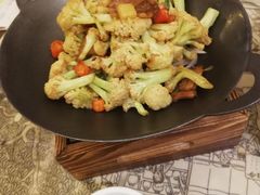 -十二饭点·川菜(北站圆融店)