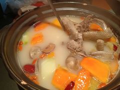 -羽鸽集·乳鸽专门店·地道顺德菜(岭南站店)