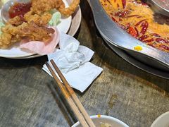 -渝嘴小老弟老火锅(华新村店)