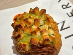 -沁屋面包店(人民东路店)