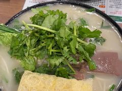 -肥汁米蘭香港米线(定西路店)