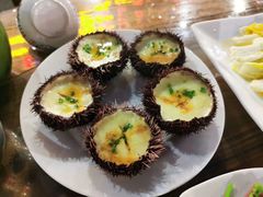 -三亚火车头万人海鲜广场