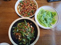 -老长沙湘菜馆(凤凰路店)