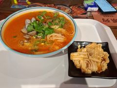 -何记花甲(海岸城旗舰店)