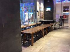 -巴黎贝甜(大宁国际商业广场店)
