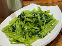-陆川港酒楼(亭洪店)