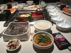 蘸酱种类非常多-海底捞火锅(万丰桥店)