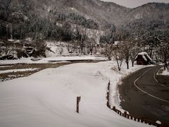 -白川乡与五箇山的合掌构造村落