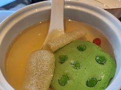 厚竹笙鸡汁炖莲蓬-上座·外滩源