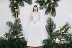 -巴黎婚纱摄影工作室