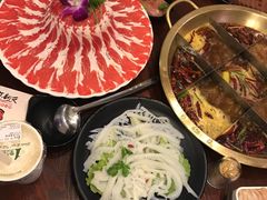 -重庆爽翻天老火锅(临平万达广场店)