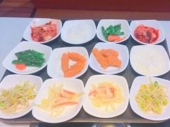 -梨满园韩国料理