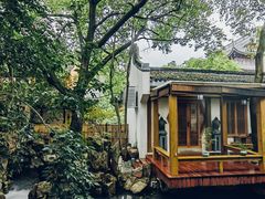 -龙华寺