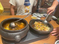 -云海肴·汽锅鸡·云南菜(天山百盛优客店)