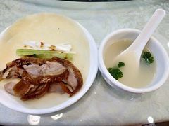 -六和聚传统烤鸭.天津菜(和平店)