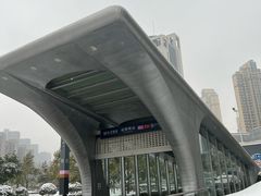 -螃蟹岬(地铁站)