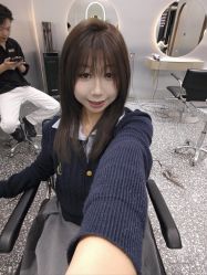 -Tloml salon