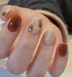 -悦指间美甲美睫