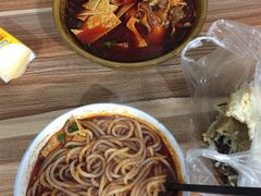 -老字号杨坡红油米线腊汁肉夹馍(东四道巷店)