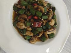 -鹤鸣嘉印象饭店(东市场小区店)
